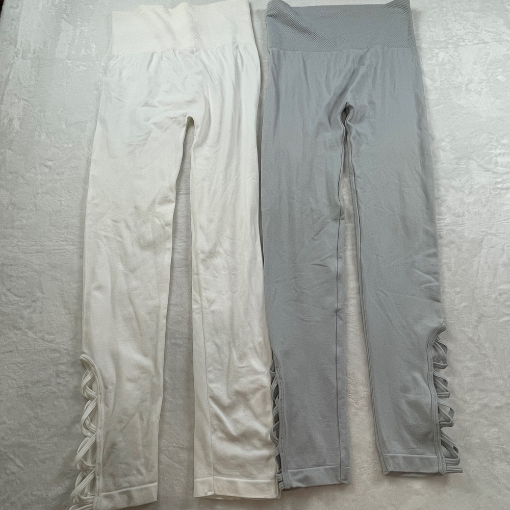Zenana Outfitters Seamless High Waist Lattice Ankle Leggings White Grey L/XL Gym